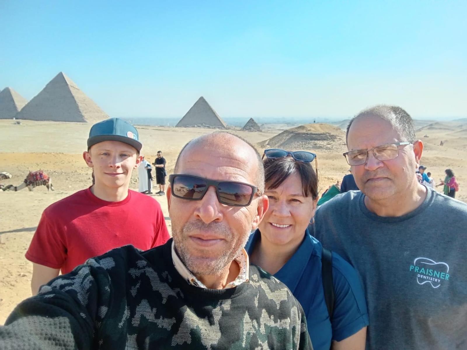 Rixsos Pyramids Inn Nazlet el-Sisi Exterior photo